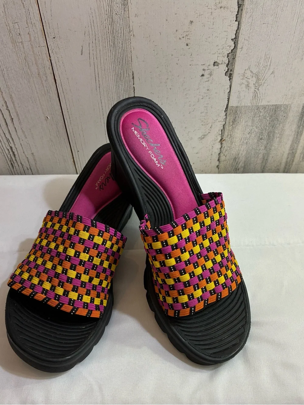 Skechers Pink Footbed Woven Multicolor Slide Sandals Women’s Sz 6